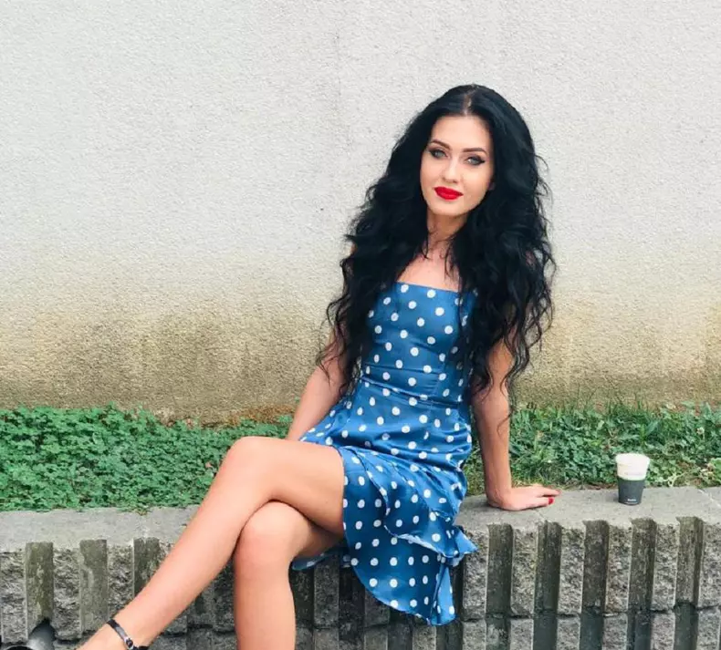 bianca-comanici-blonda-7