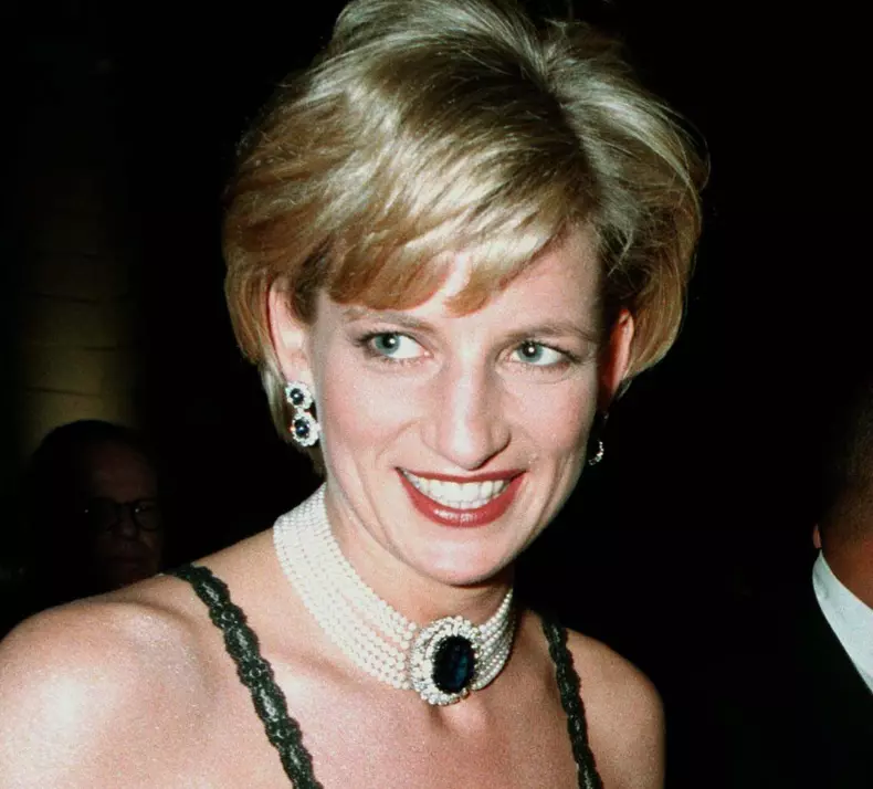 printesa diana masina licitatie