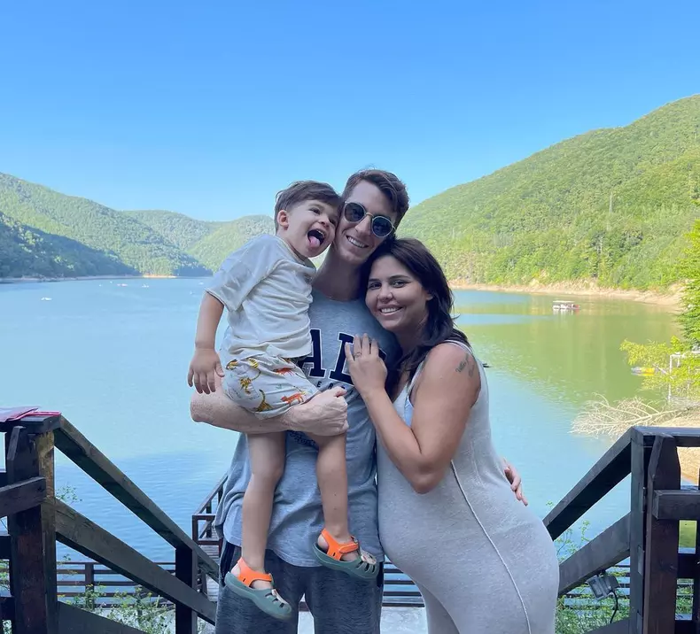 237017606_376611783853304_2713674334548642843_n