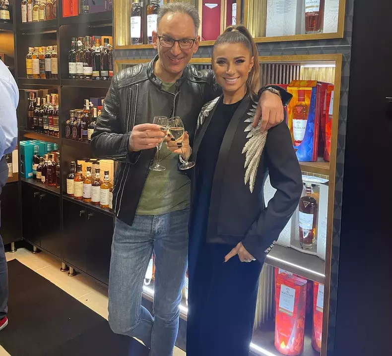 252187659_883234652378020_4188601591148846220_n