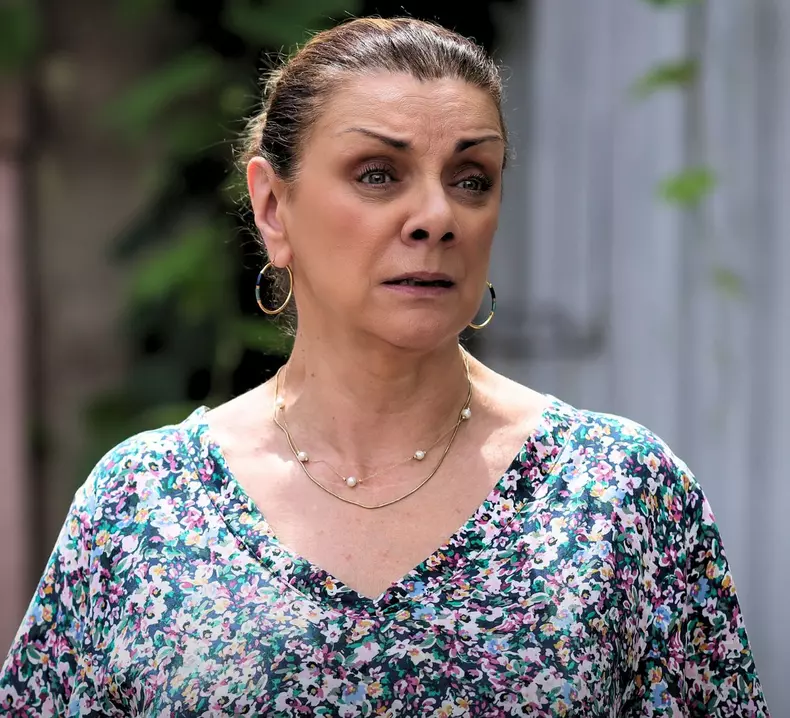 carmen tanase in serial