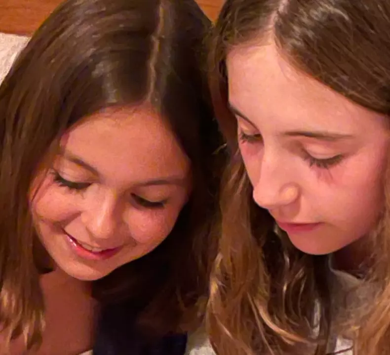 sarah-jessica-parker-fiice-gemene-17-ani-fotografii-rare-familie (3)