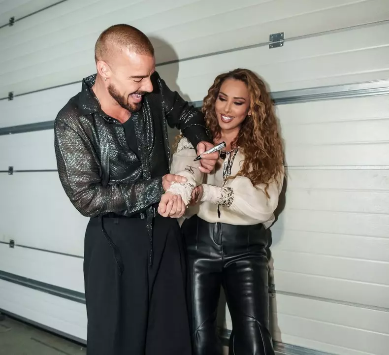 Iulia Vântur și Ricky Martin (2)