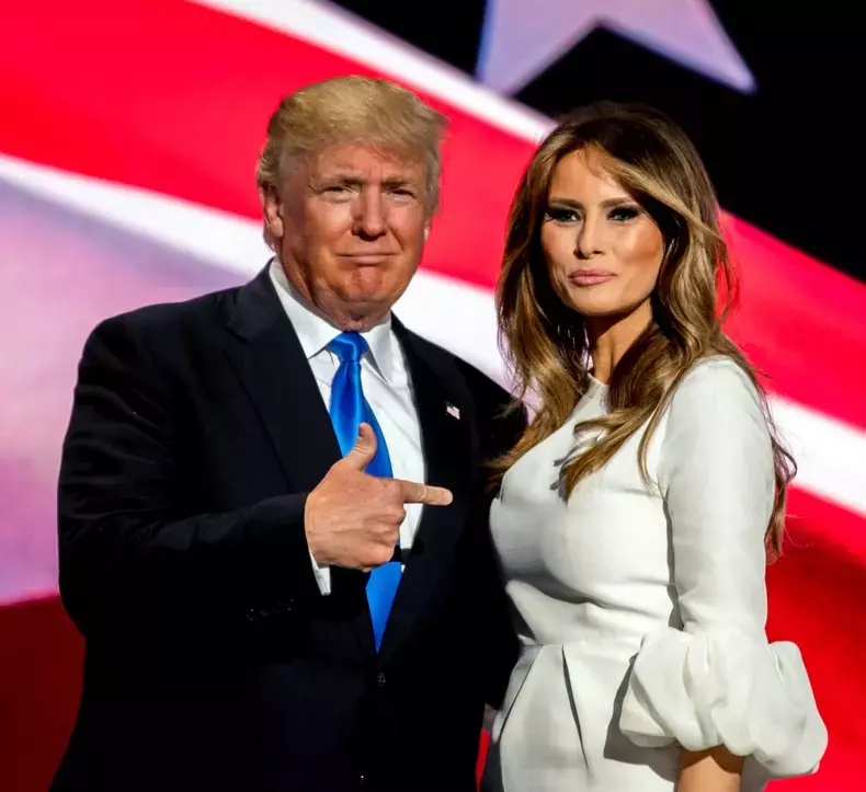 Rochie-mireasa-Melania-Trump-16