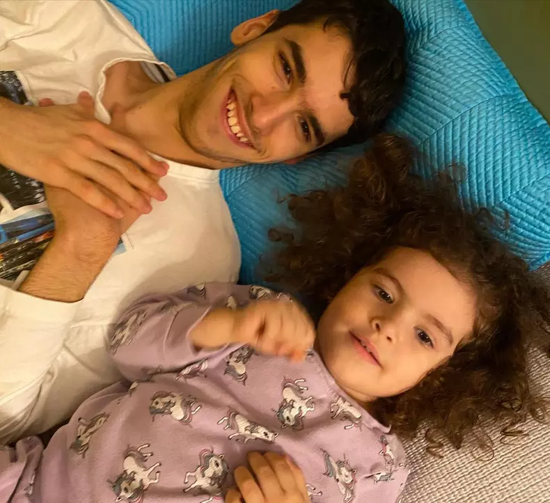 Filip-fiul-lui-Madalin-Ionescu-a-implinit-18-ani-7