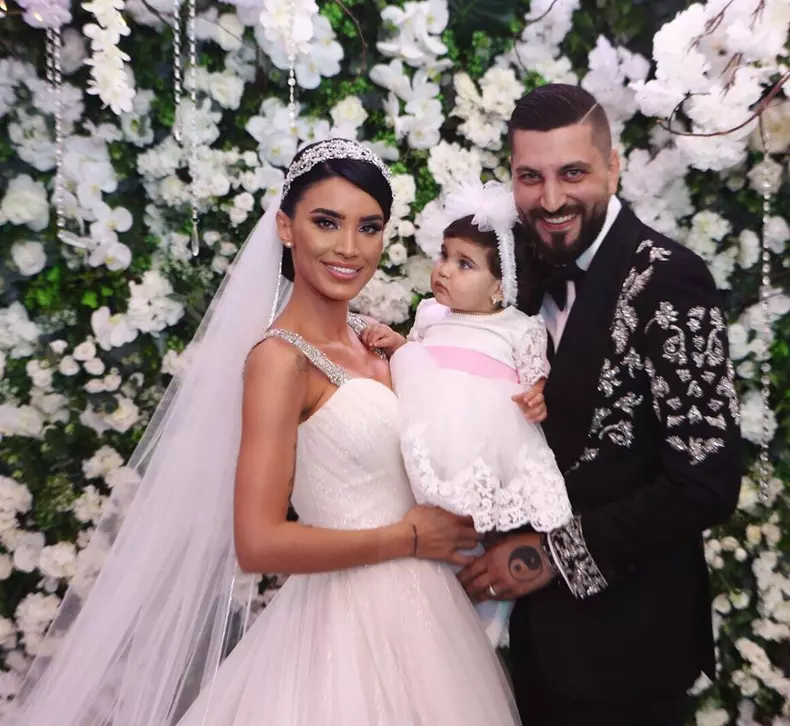 Adelina Pestrițu, Virgil Șteblea și fiica lor Zenaida