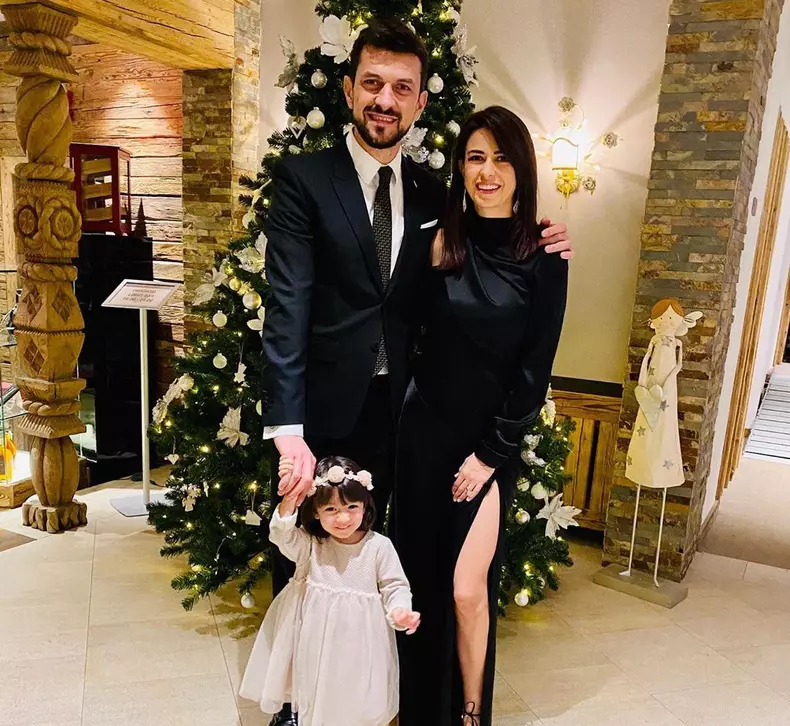 Diana-Bart-soțul-și-fiica-ei