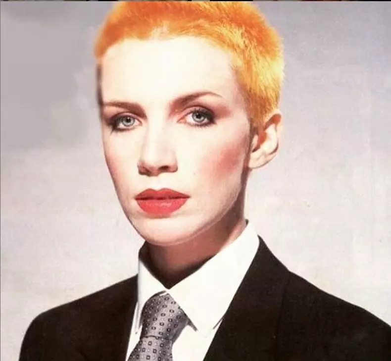Annie-Lennox9