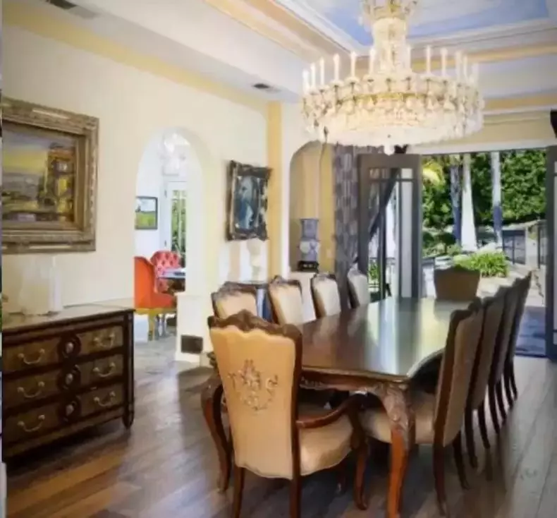 dining room