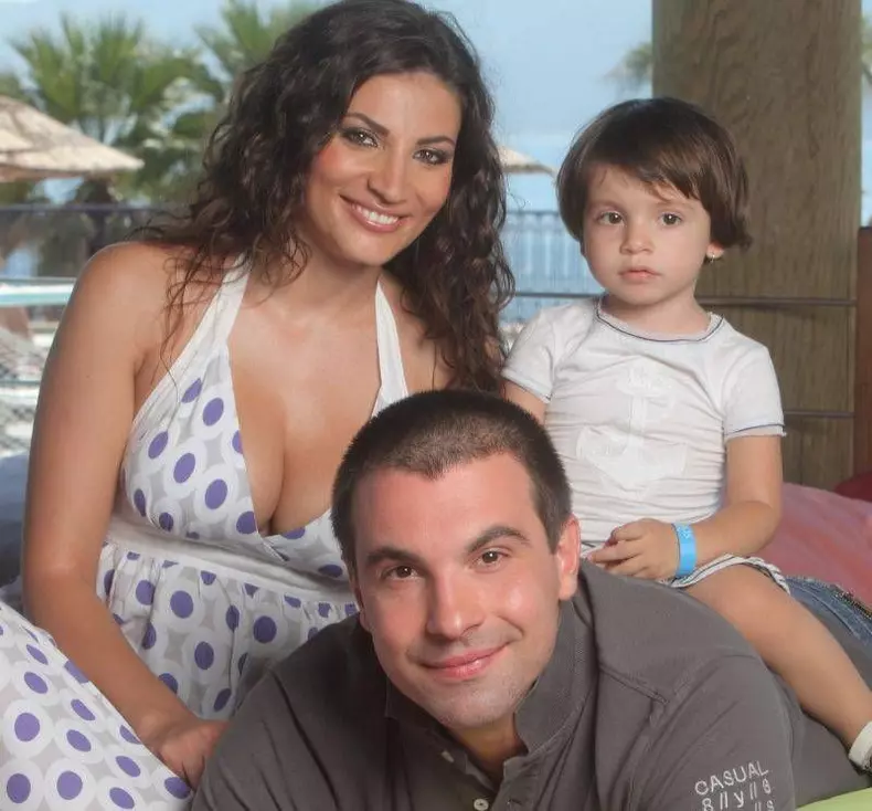 ioana-ginghina-la-16-ani-cum-arata-in-adolescenta-actrita-din-telenovela-regina