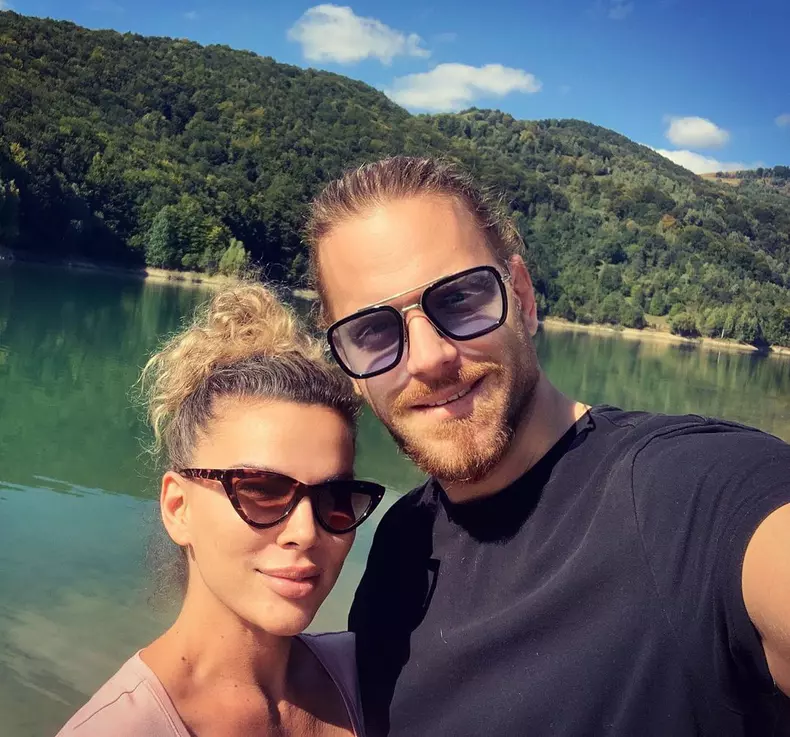 Cum-arata-acum-gemenii-Alinei-si-ai-lui-Ilan-Laufer.-Micutii-nascuti-prematur-au-implinit-10-luni-4