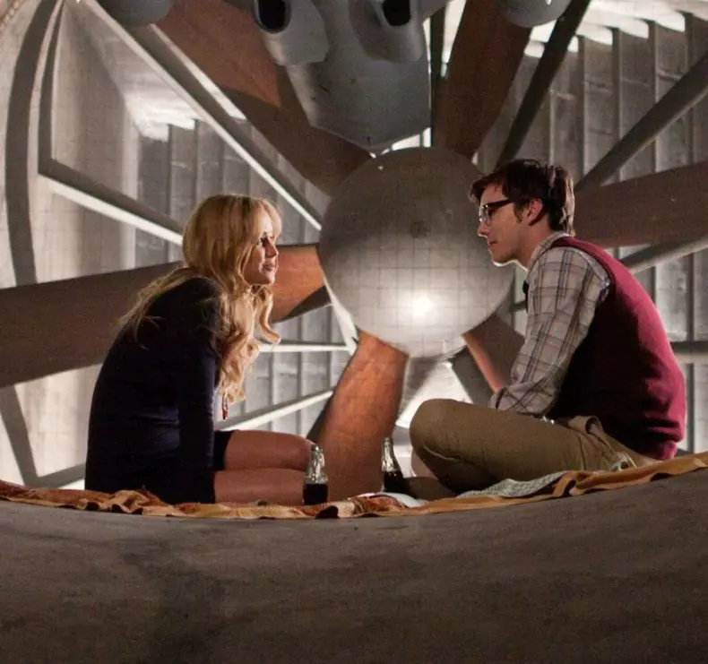 Jennifer Lawrence si Nicolas Hoult - X Men First Class