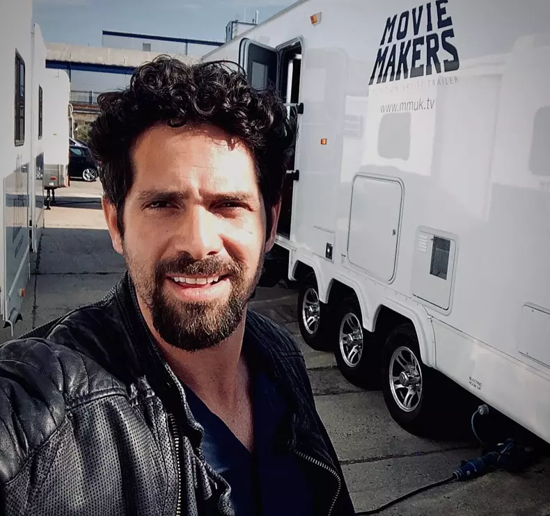 In-ce-filme-si-seriale-de-succes-a-jucat-Harlys-Becerra-iubitul-Lidiei-Buble-9