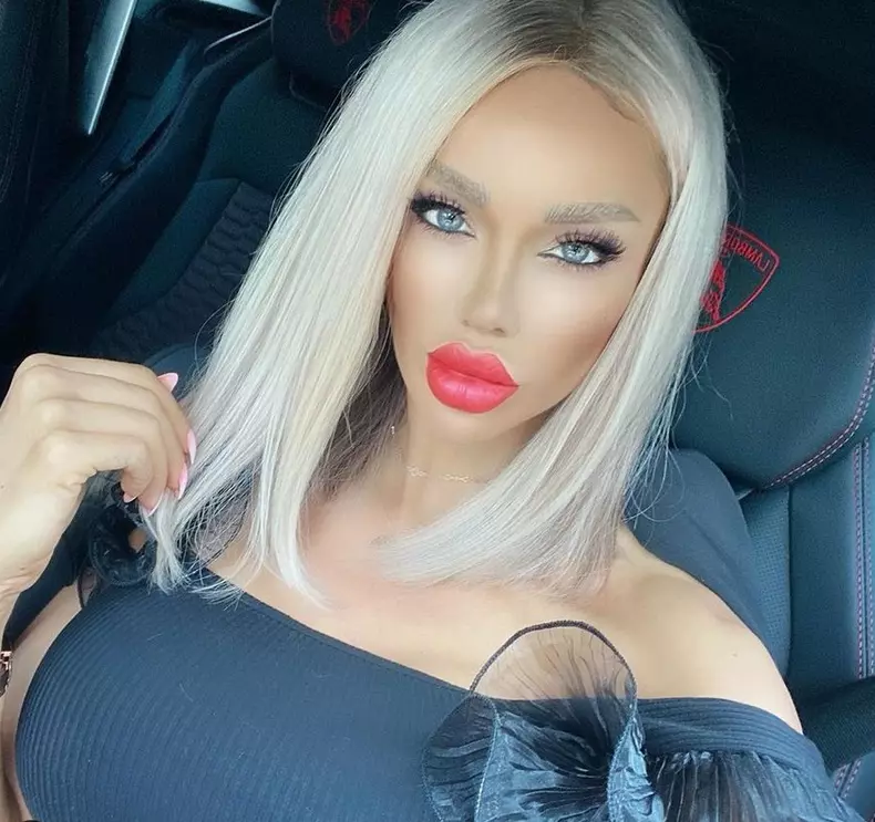 Bianca-Drăgușanu-2