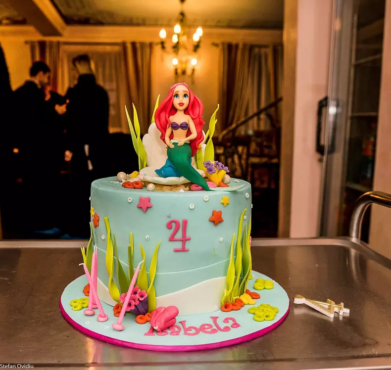 Petrecerea aniversară a Maria Isabelei, fiica Oanei Roman si a lui Mariu Elisei