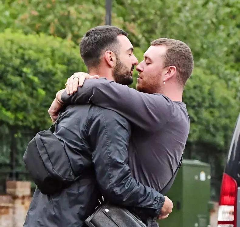 Sam Smith este gay