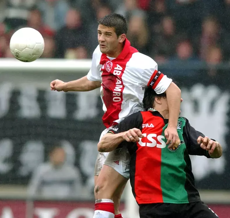 chivu-ajax