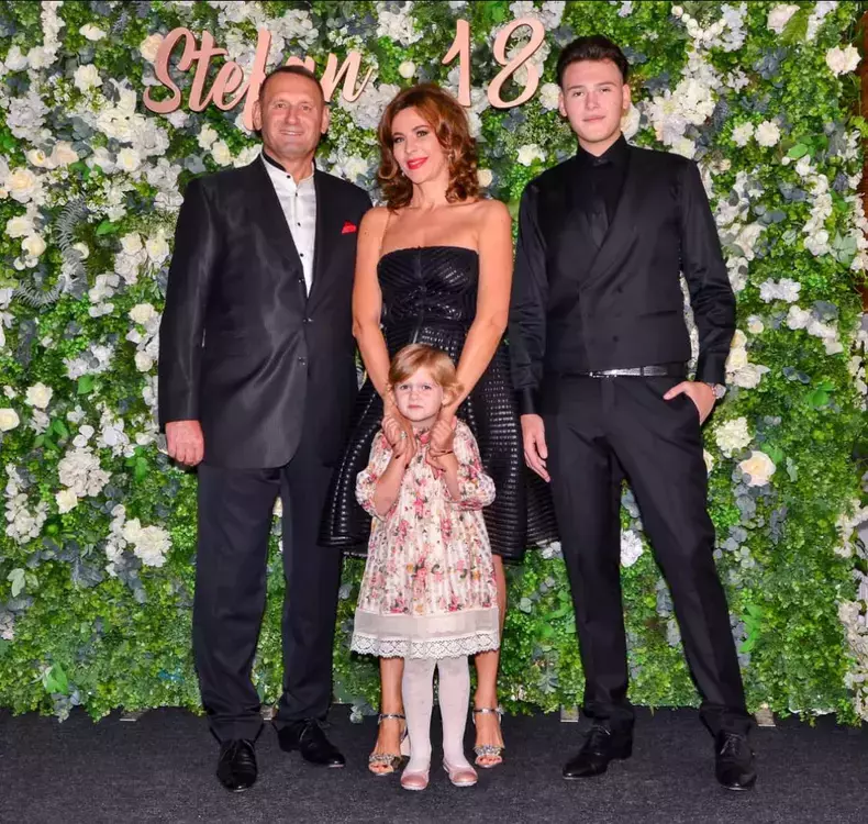 viorel-catarama-si-adina-alberts-5