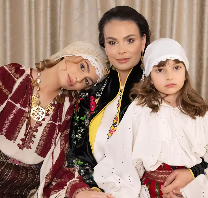 anca-serea-mama-a-sase-copii (4)