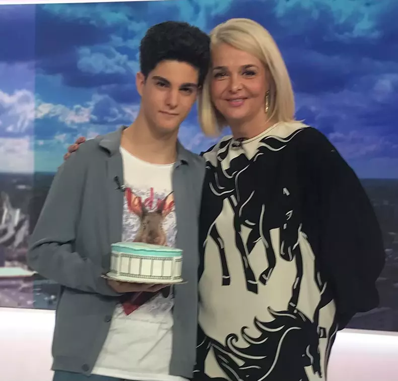 246674260_2397859730348957_6916897045453029289_n