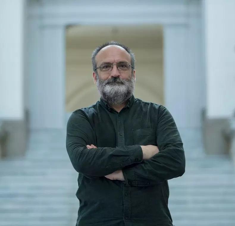victor kapra