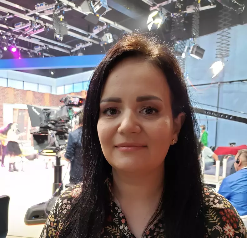 Cine-este-Jamila-de-la-chefi-la-cuțite-5