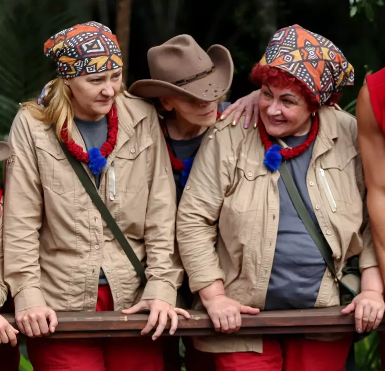 Elena-Lasconi-la-Sunt-celebru-scoate-ma-de-aici