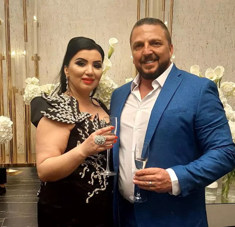 adriana-bahmuteanu--resetata-de-actualul-sot--dupa-divortul-de-prigoana-m-am-pregatit-pentru-asta--am-facut-terapie_76467400