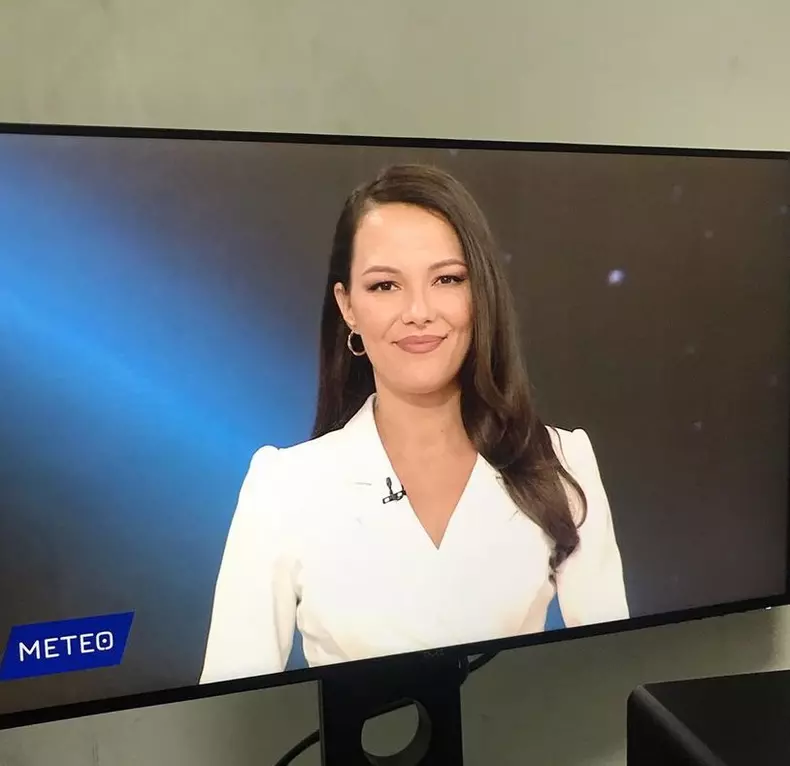 Ioana-Scarlatescu-10