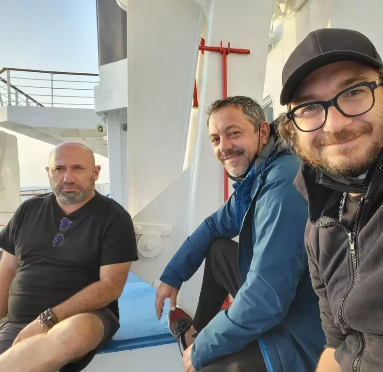 Florin-Dumitrescu-amanunte-noi-despre-„Chefi-fara-limite-si-echipa-sa-„albastra-pestrita-3