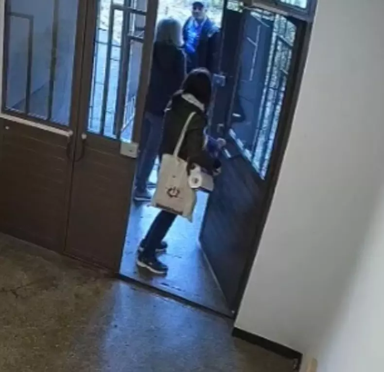femeia ucisa in scara de bloc