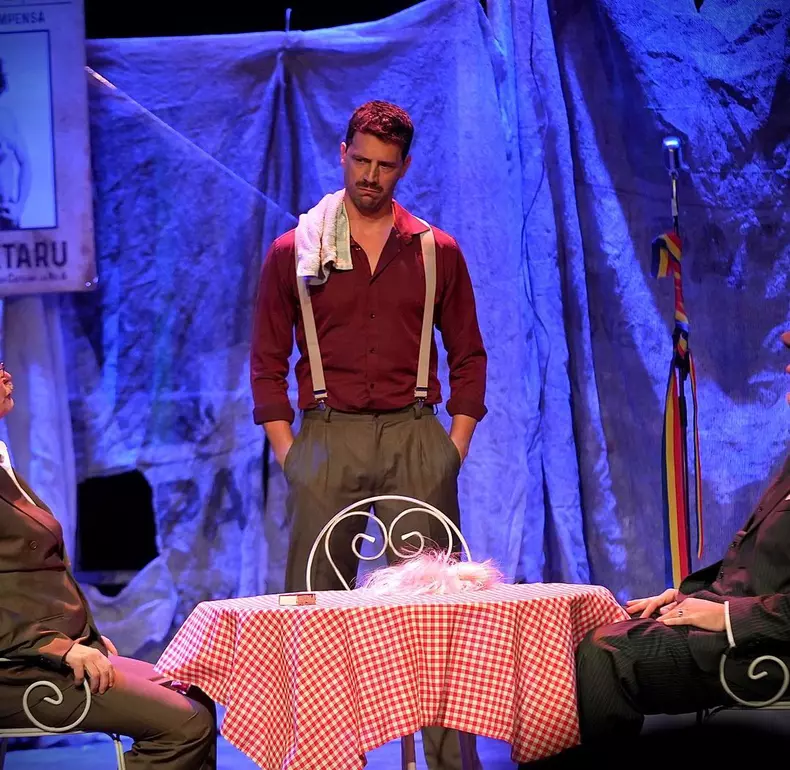 adrian-nartea-detalii-inedite-despre-debutul-sau-in-teatru.-cum-e-viata-dupa-vlad-7