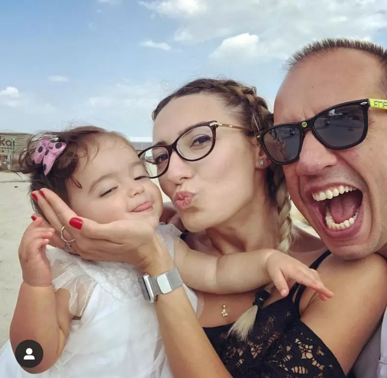 214FFF5F-9671-4A3F-8B1F-1AA7C829F2ED-1024x999