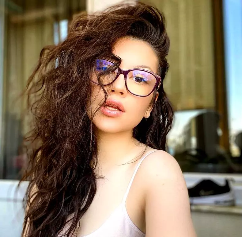 Cleopatra-Stratan-10