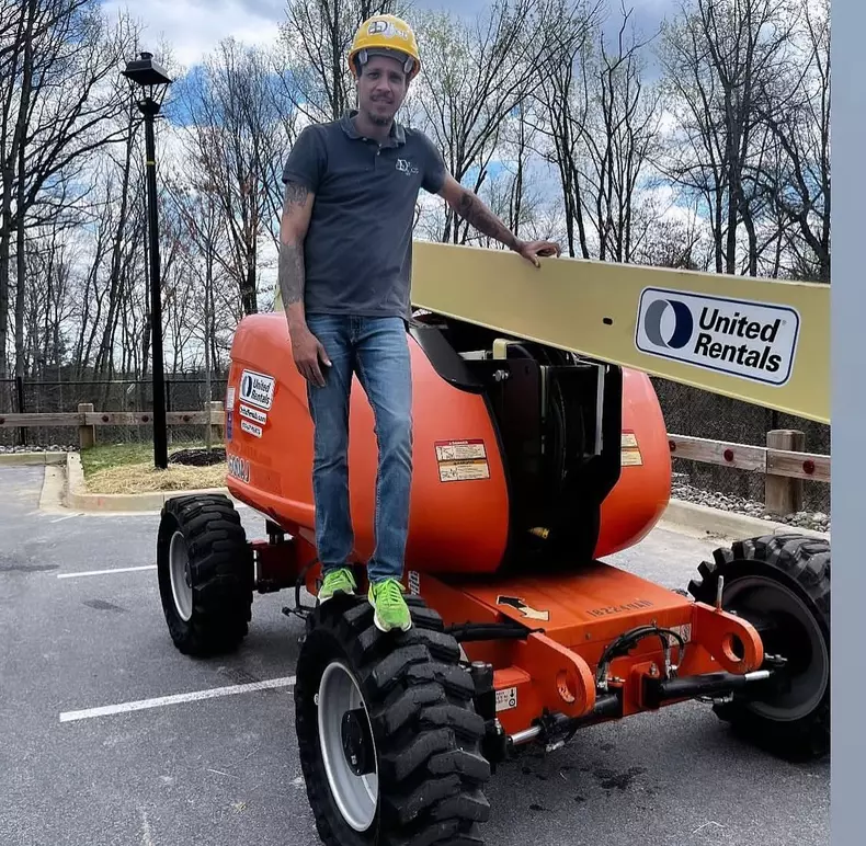 574515941_18534935806061788_38243498230282818_n