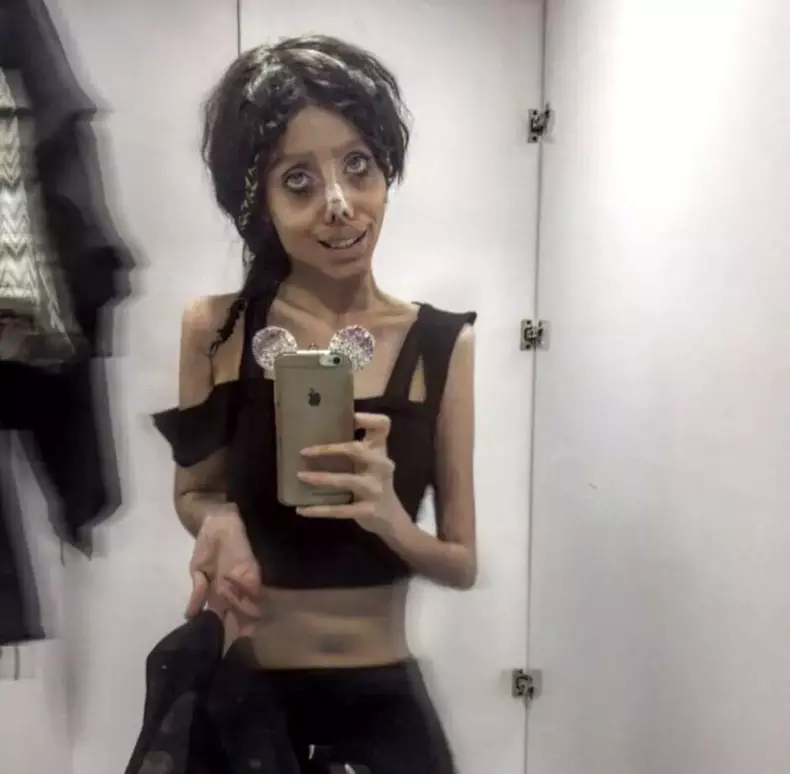 Sahar-Tabar-6-1024x1003-1