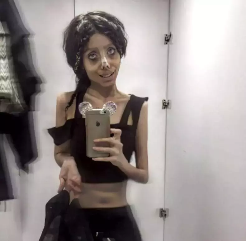 Sahar-Tabar-6-1024x1003-1