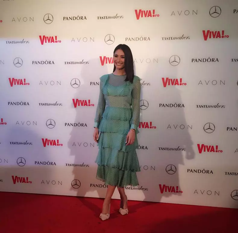 Laura-Micovschi-VIVA-Party