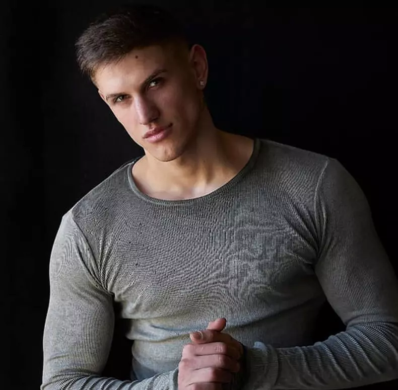 delea11.v1.cropped-1024x1004-1