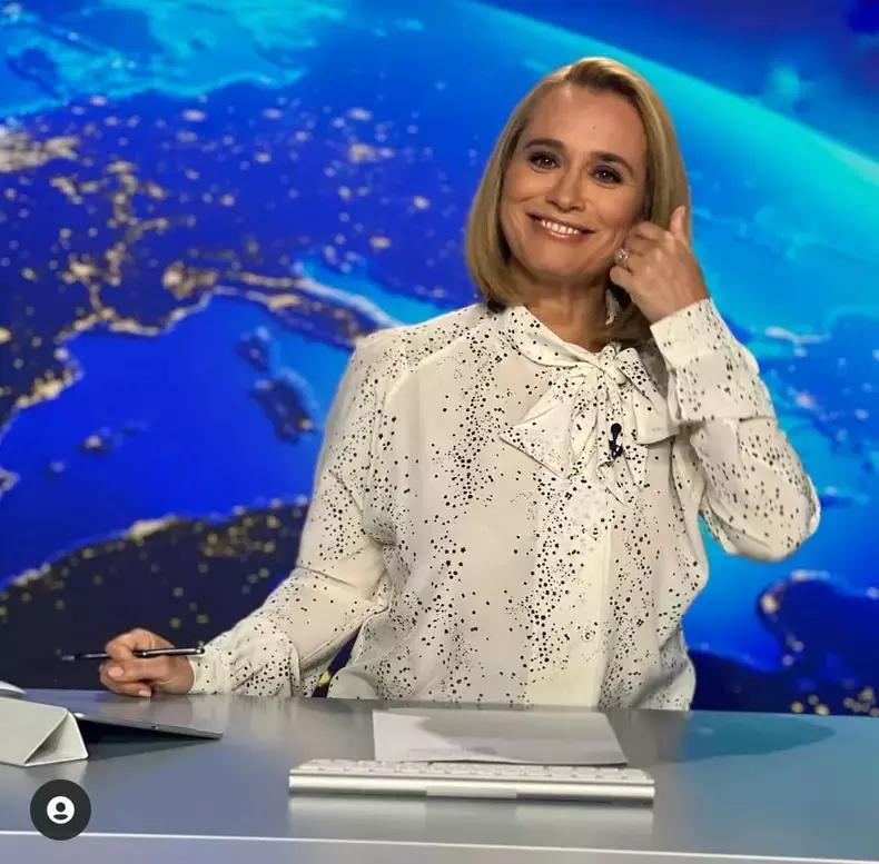 andreea-esca-imbracata-de-maria-marinescu-la-strile-pro-tv-3
