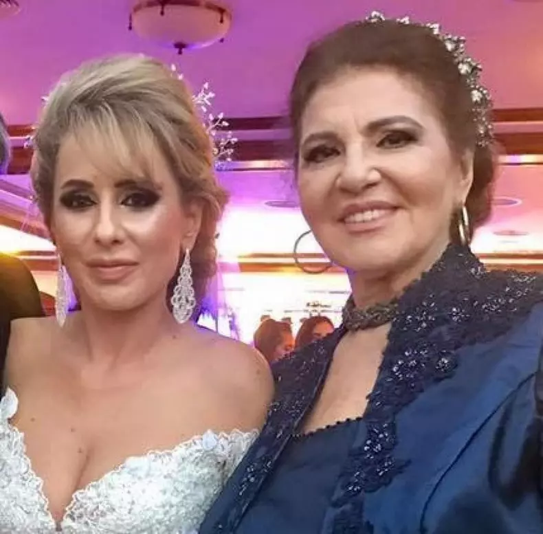 irina-loghin-botez-fabulos-pentru-nepotica-ana-alexandra-peste-200-de-invitati-au-fost-prezenti-la-eveniment_5