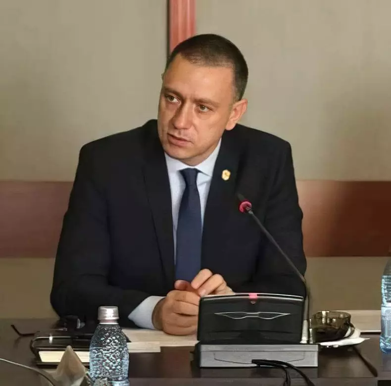 Mihai Fifor (4)
