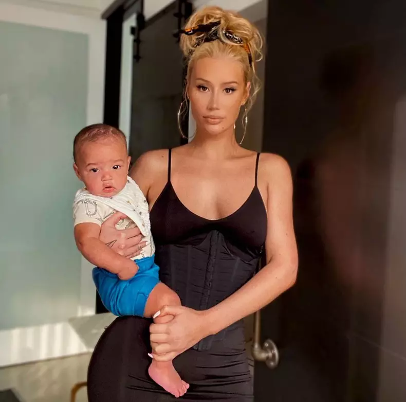 Iggy Azalea și fiul ei Onyx
