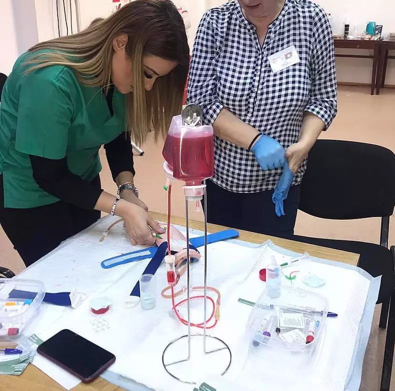 Asistenta-coronavirus2