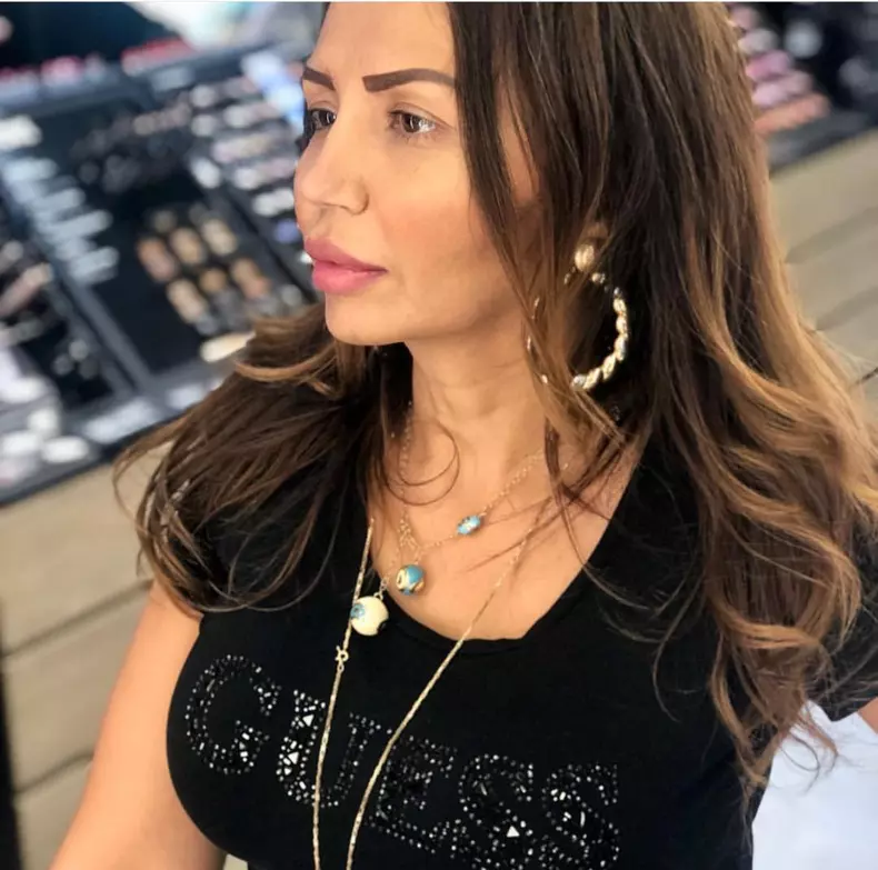 Narcisa Guta şi-a făcut peste 20 de operaţii estetice