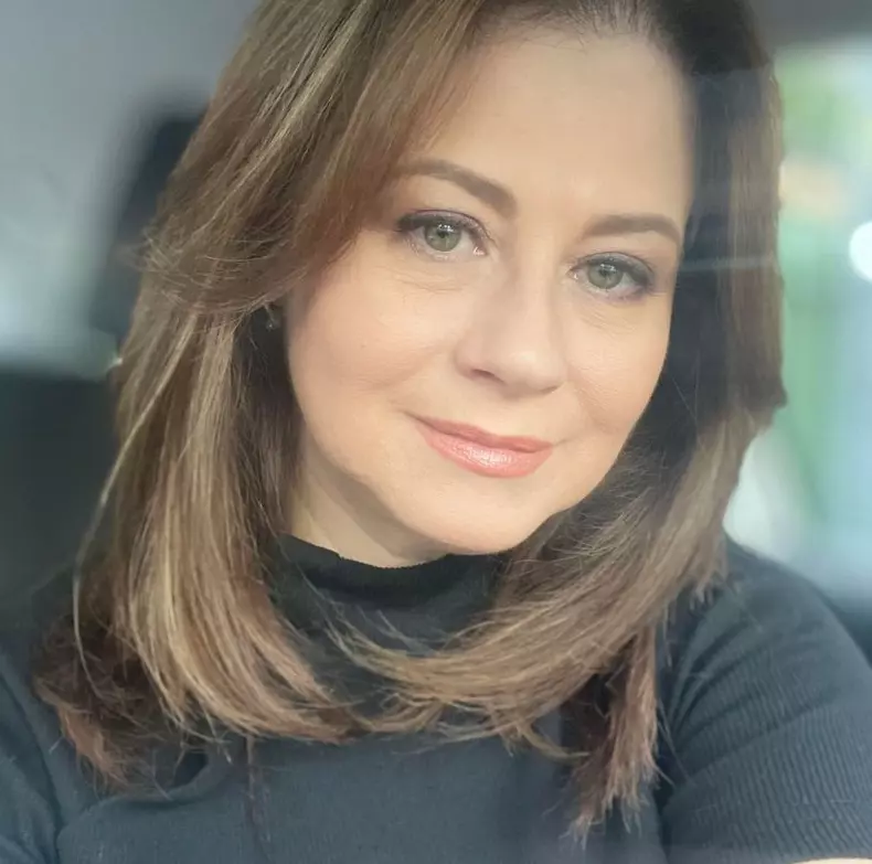 corina danila 22