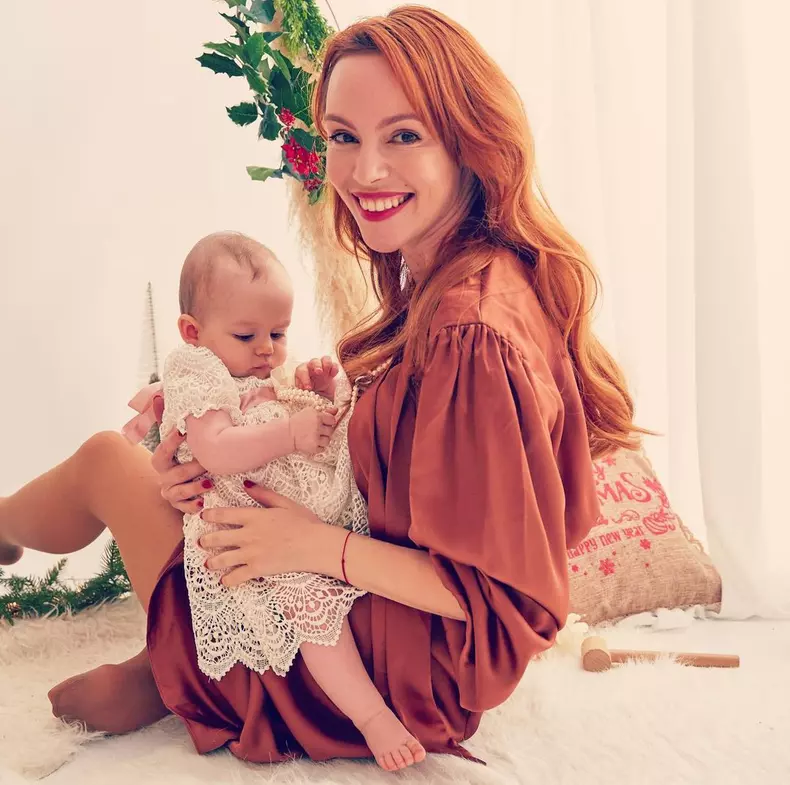 Olimpia-Melinte-a-lansat-prima-carte-„Serion-Pantalon-in-Tara-Amintirilor-1