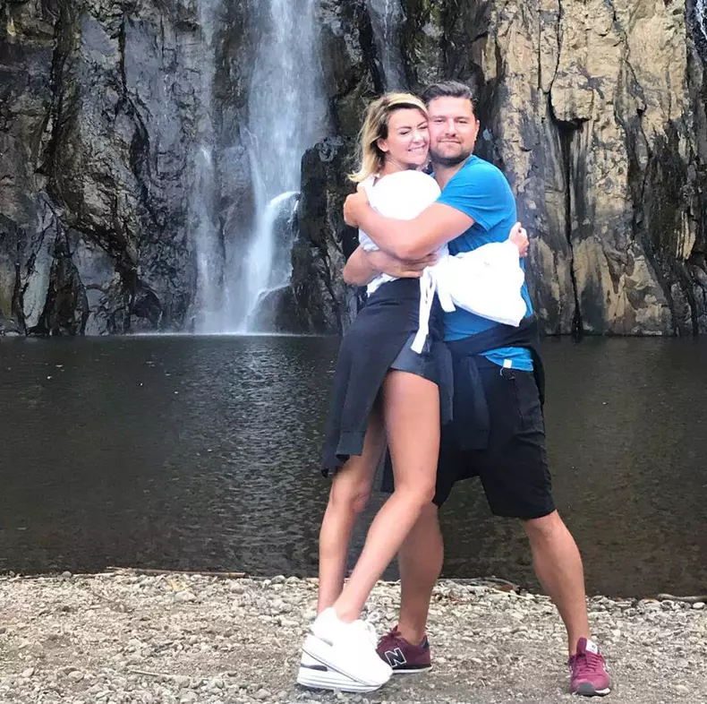 45627142_10216426473427108_37311643620737024_n