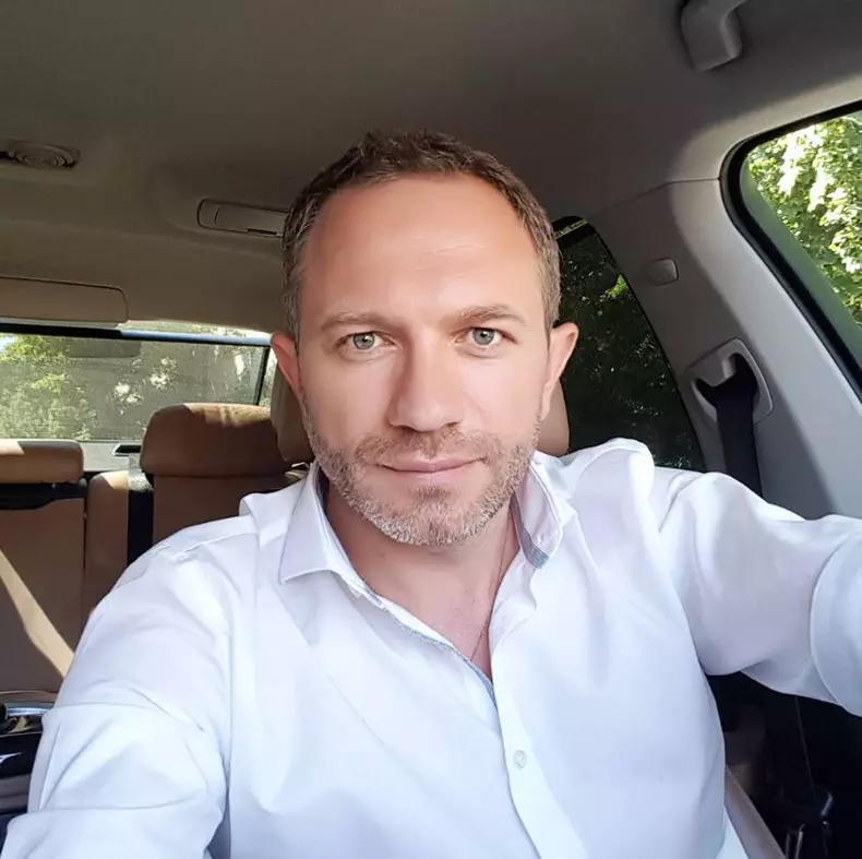 Alin Ionescu divorțează (3)