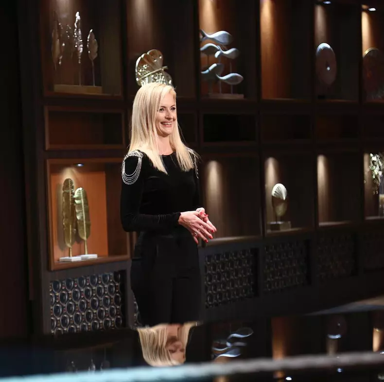 soția-lui-Mihai-Petre-Chefi-la-cutite2